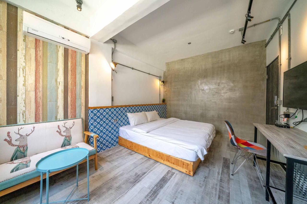 Blue House Homestay Hualien City Exterior photo