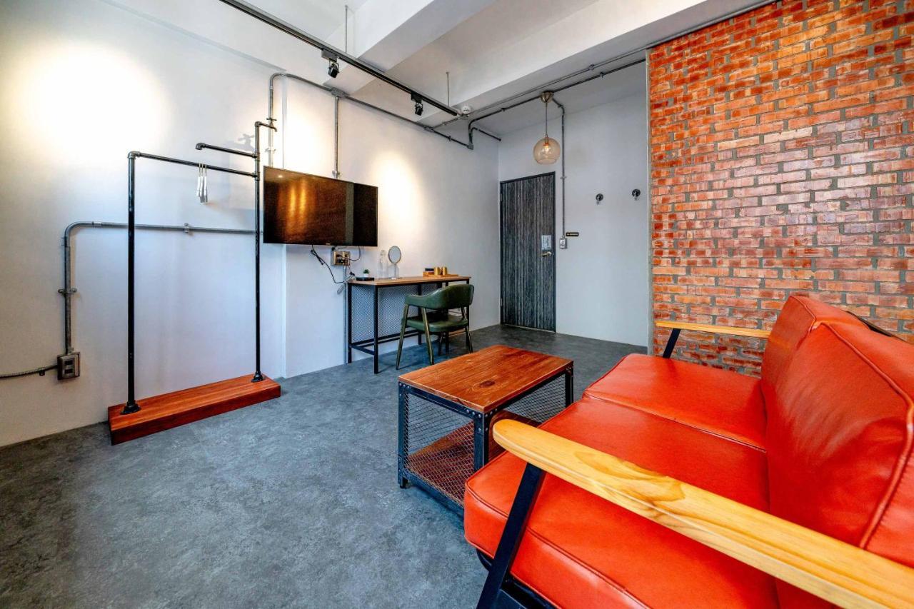 Blue House Homestay Hualien City Exterior photo